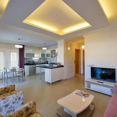 فيلة Golden Golf Villalari *